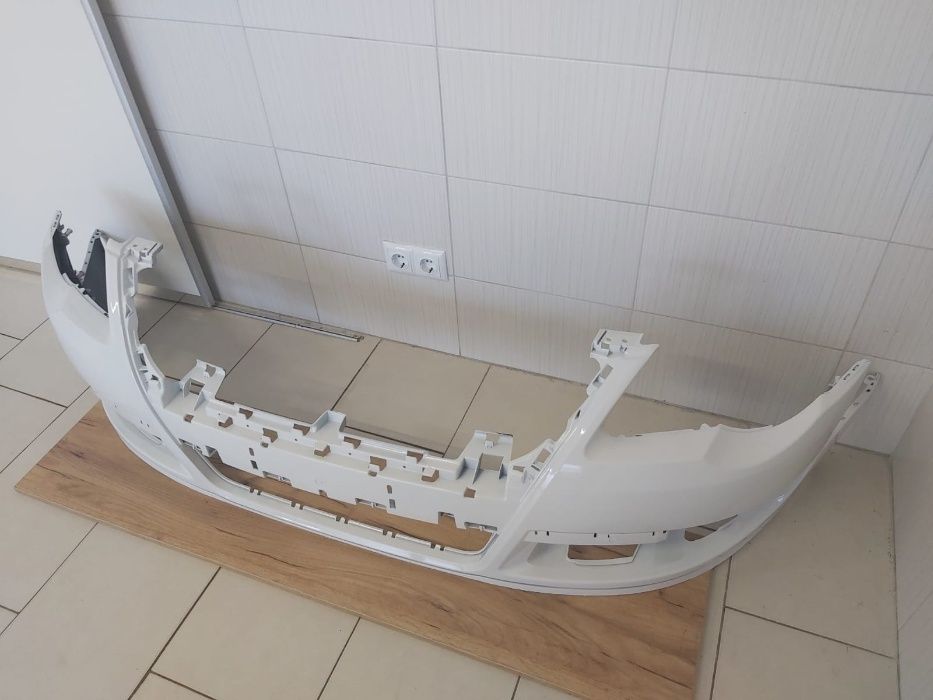 Bara Fata VW Passat B6 2005-2011 (Cod: LB9A (Alb))