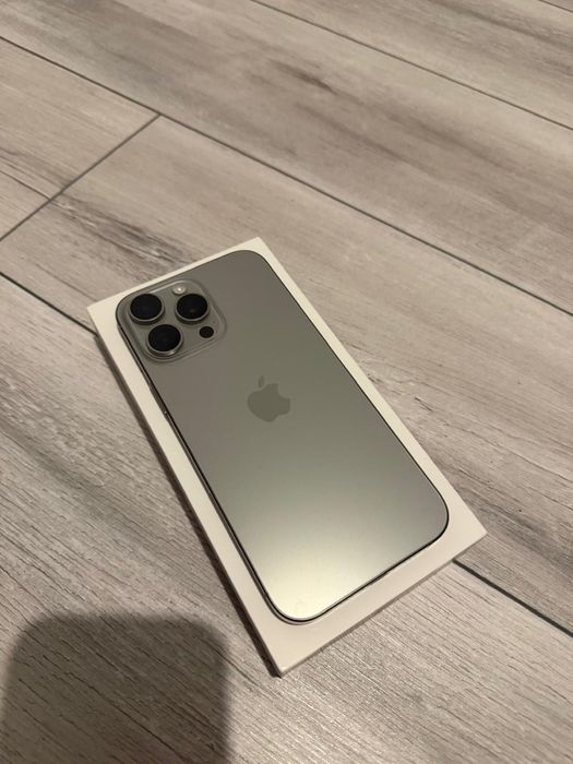 Vând/Schimb iPhone 16 Pro Max 1TB, Factură/Garanție.