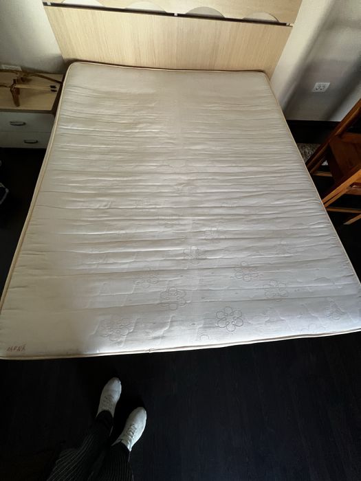 Saltea Pat Matrimonial,dimensiunea 160x200- Stare Foarte Buna