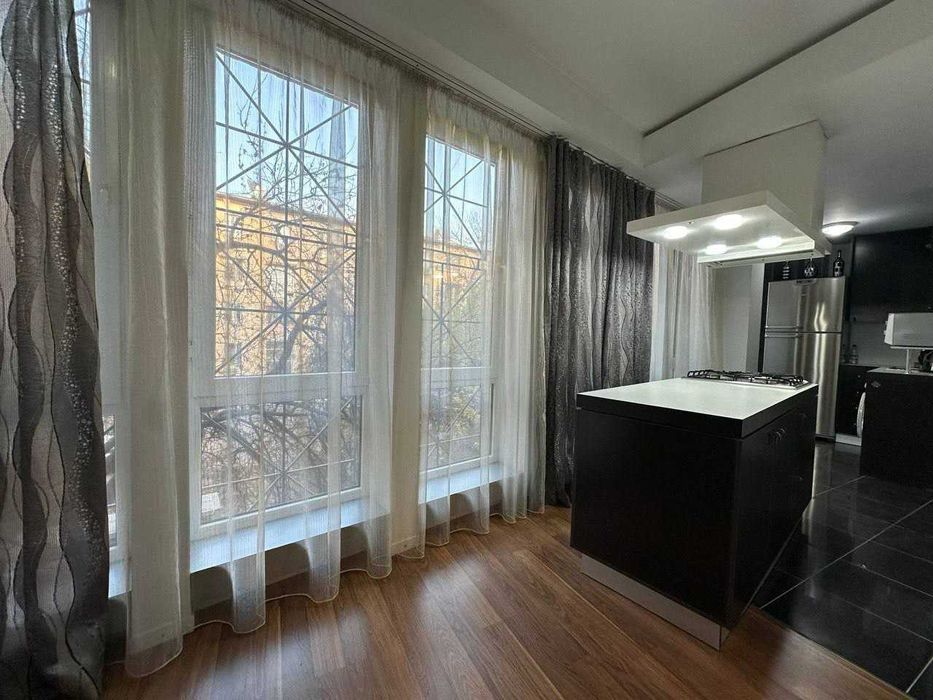 3-х комнатная квартира на Ц-1 ориентир - Книжный Мир ID: 4386