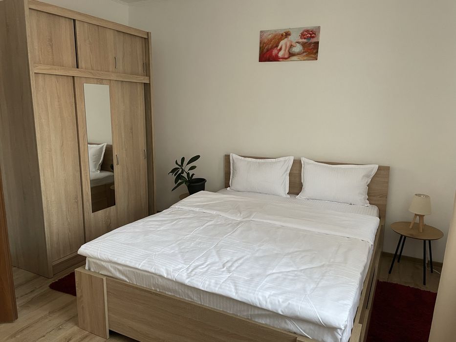 Inchiriez apartament + loc de parcare in Cartierul Prima Nufarul
