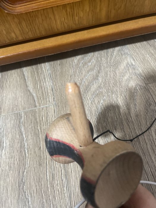 Kendama cu balance hole si grip rubber