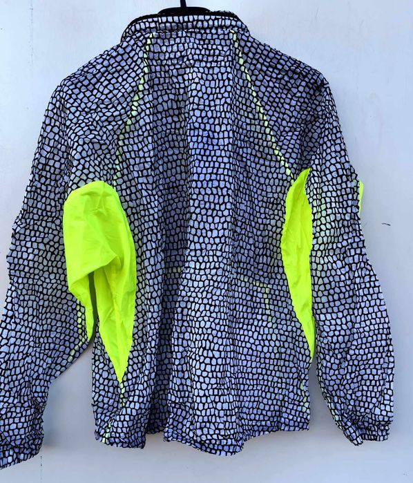 Adidas уникална дамска горница тип ветровка нова МL размер