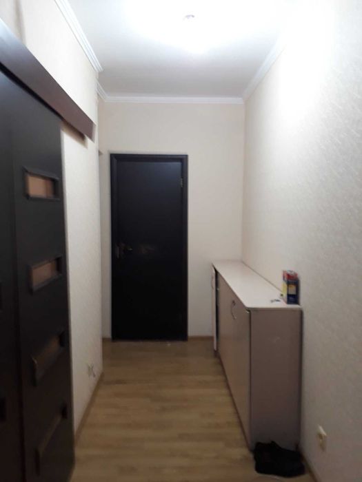 Сдам 2х комнатную квартиру-студия.