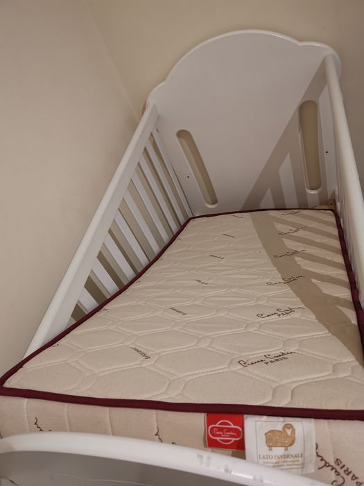 Дървено бебешко/детско легло Lorelli Matrix New с матрак Pierre Cаrdin