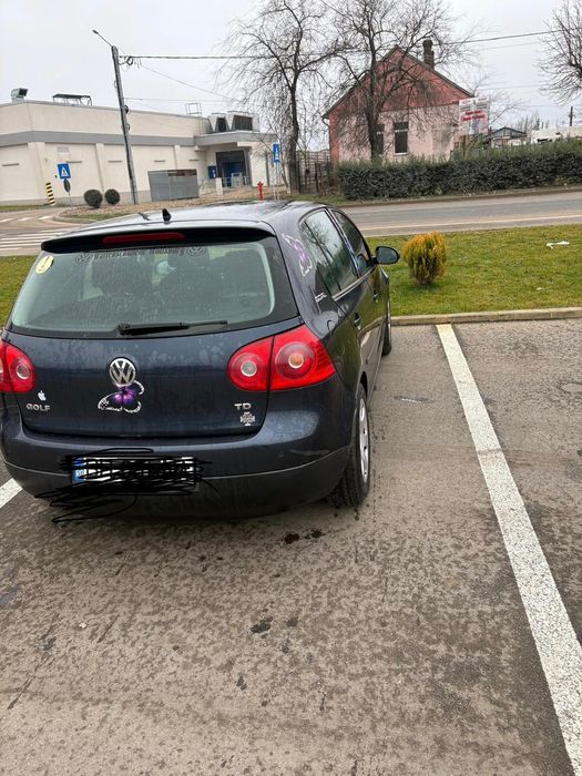 Vând golf 5 1,9  diesel 105 cai