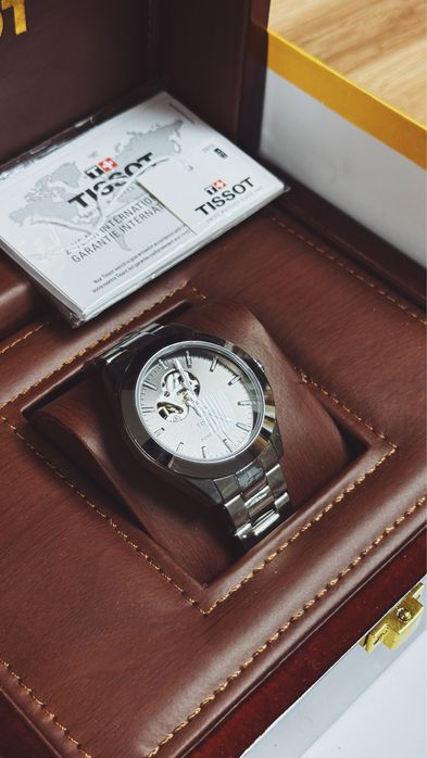 продам 10 пар часов с коробкой