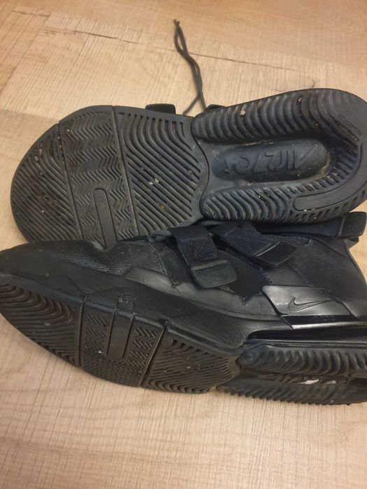 Nike  Air 270 Edge Triple Black