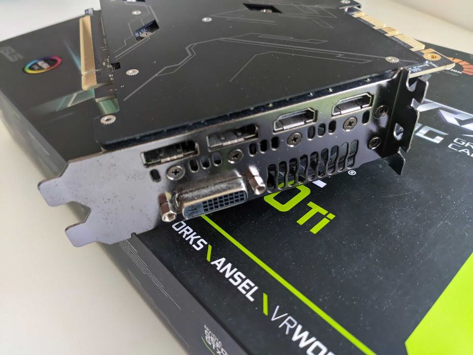 Asus ROG Strix GeForce GTX 1080 Ti 11 GB