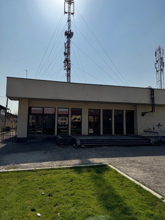 продается 35 сотых и плюс 800 кв помещение F01