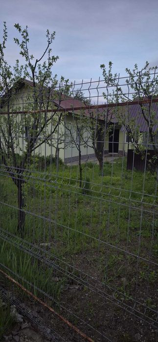 Vand casuta mica si cocheta