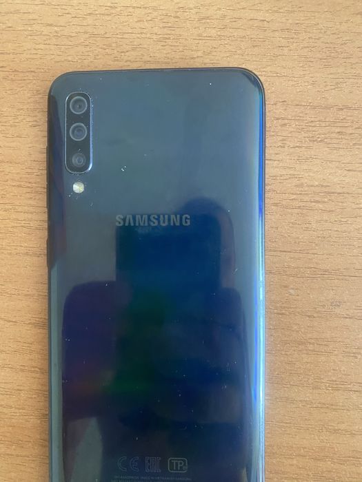 Продам срочно Самсунг а 50