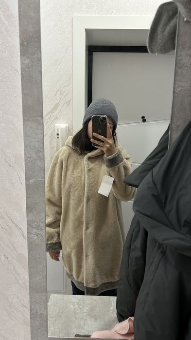 Продам новую шубу (дубленку) из Астрагана