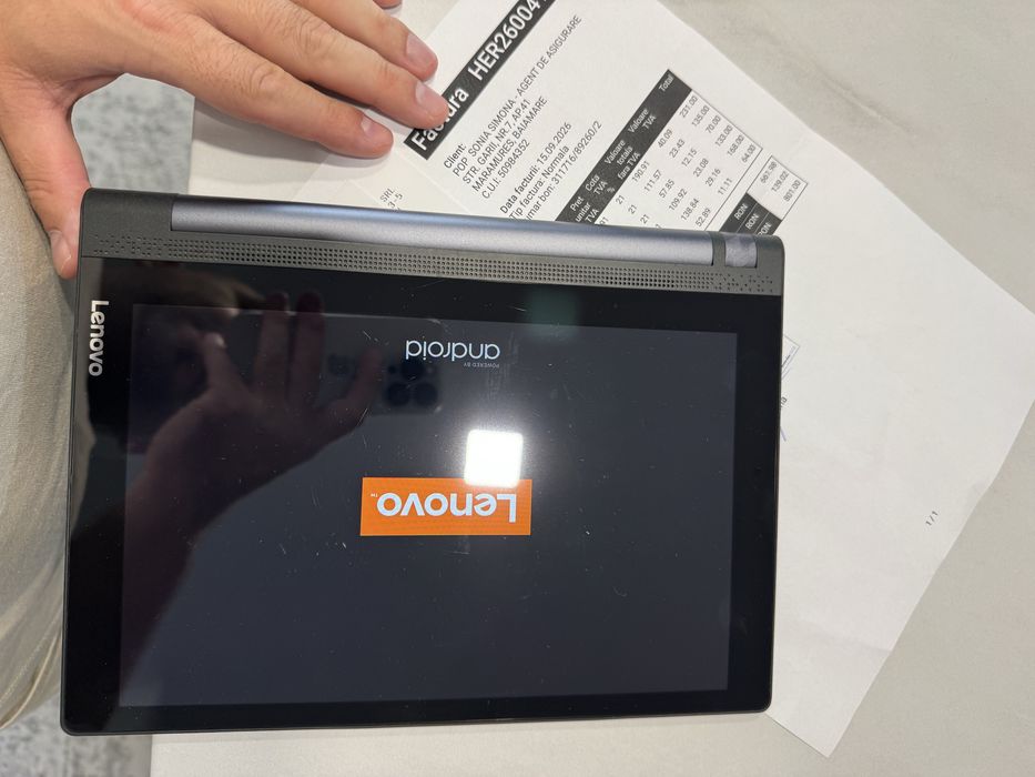 Lenovo yoga yt3-x50m