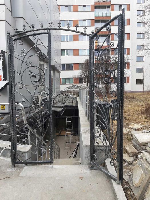 Под наем кафе- бар в Студентски град София - сутерен 150 кв.м.