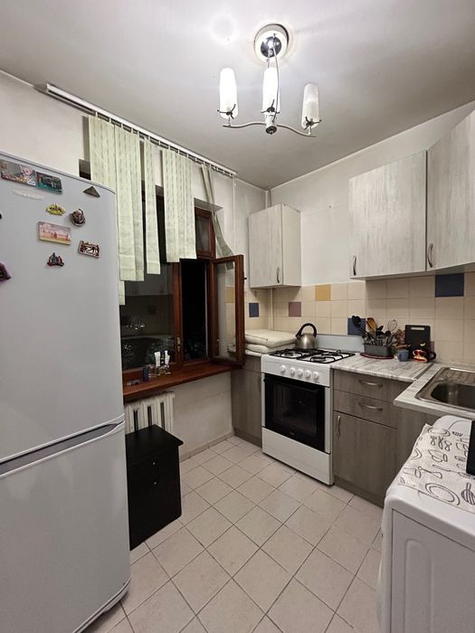 Ищем девушку на подселение