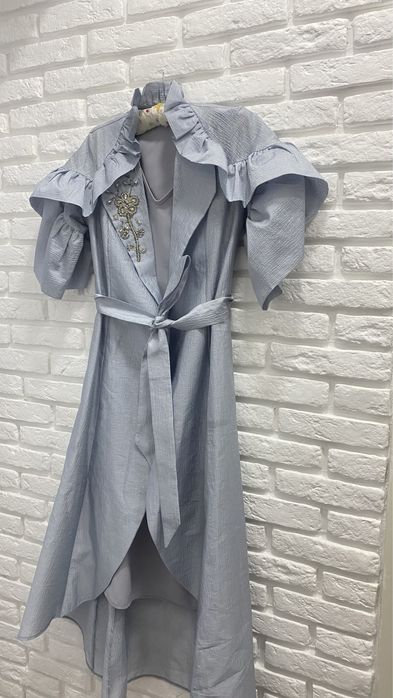 Платье в отличном состоянии после химчистки