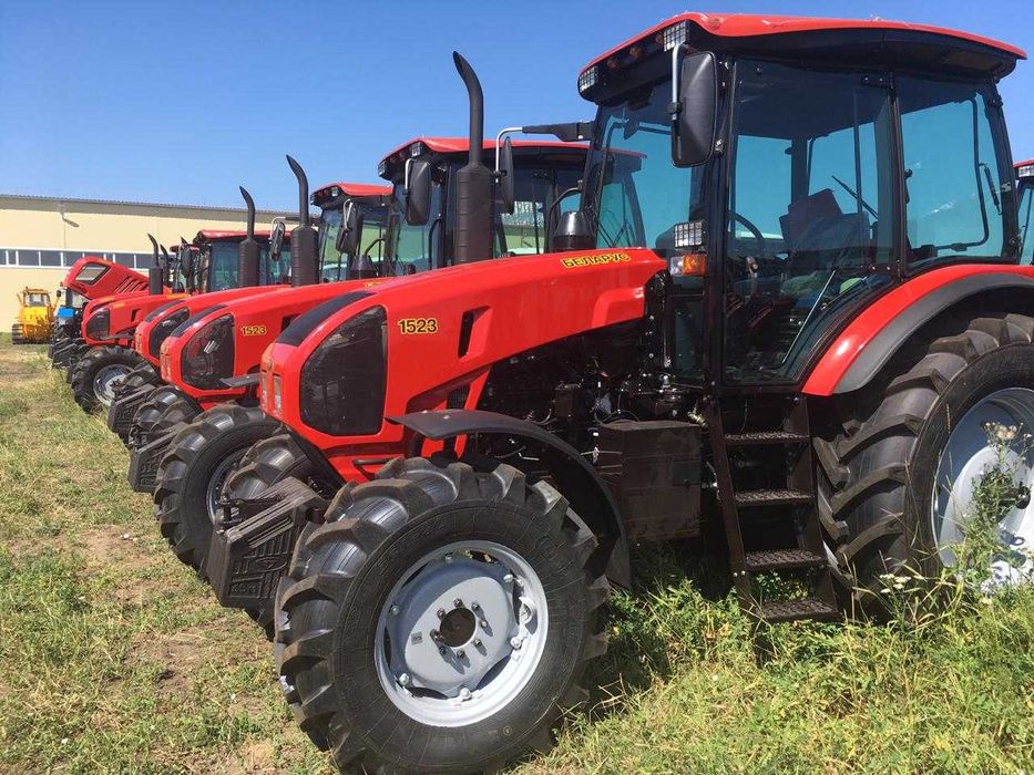 Трактор Беларус 1523