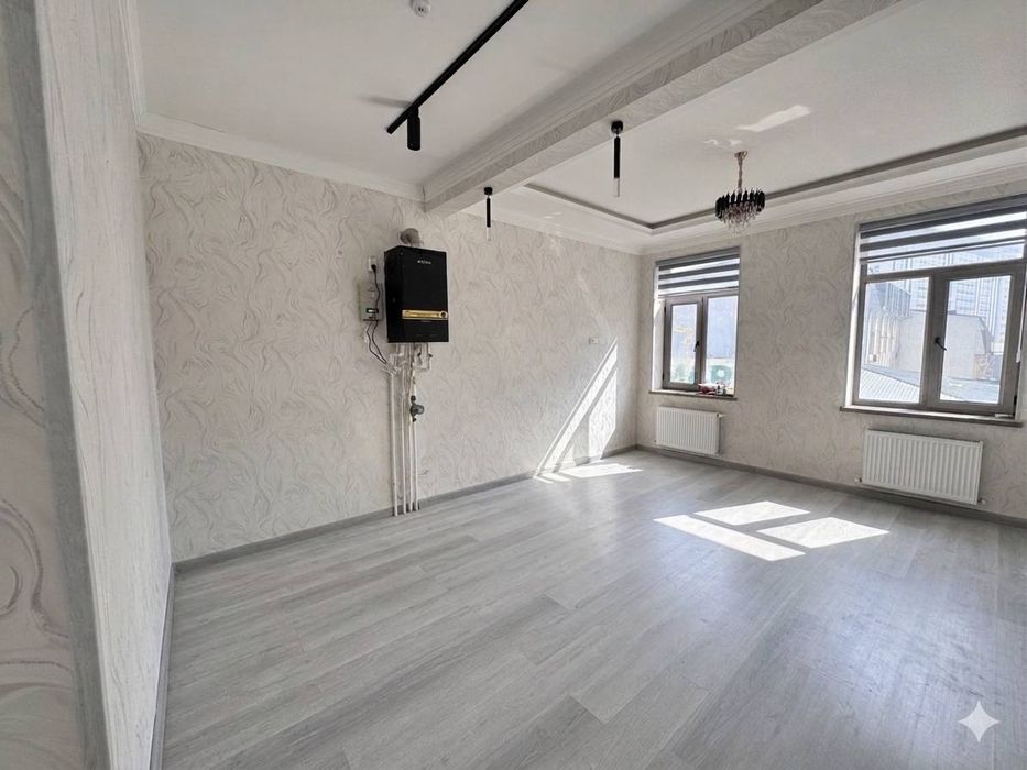 Продаётся 3ёх комнатная Новостройка Сергели 3А