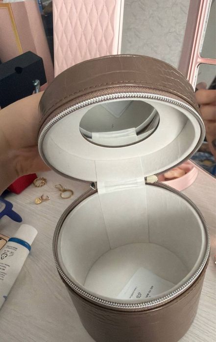 Косметичка качественная