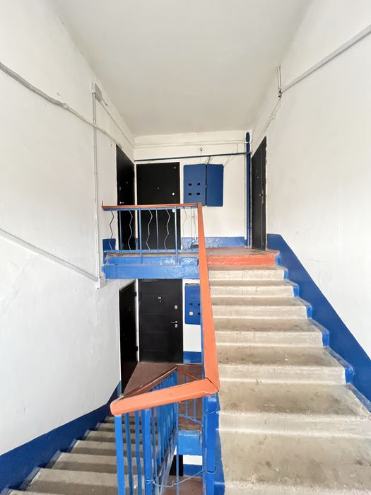 Продам 2 комн квартиру