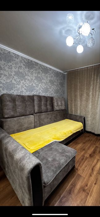 Продам диван. В отличном состояний.
