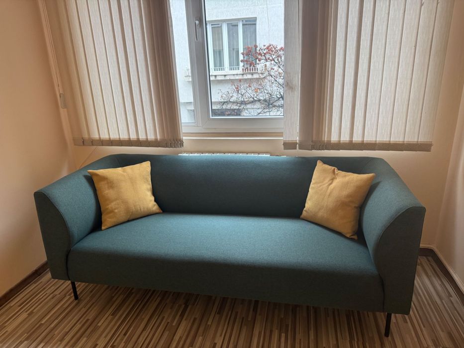 Чисто нов диван - триместен