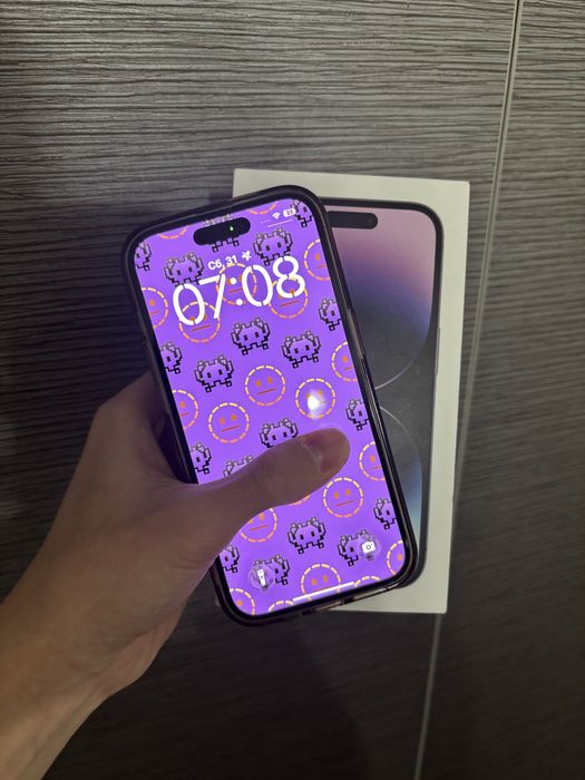 Айфон 14 про / 77%