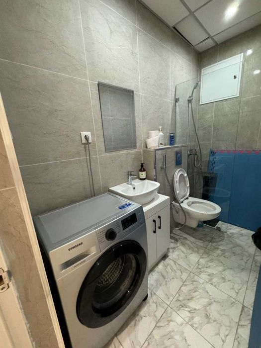 Аренда 2к квартира с балконом 60кв.м.Namangan Square, 8 этаж