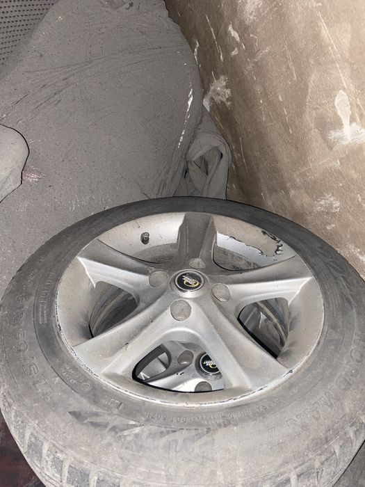 Комплект дисков с резиной