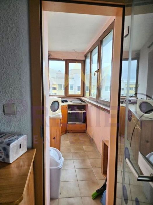 Продава се Тристаен апартамент в Бургас, Братя Миладинови - 92 кв.м за 1772 €/кв.м - Снимка #10