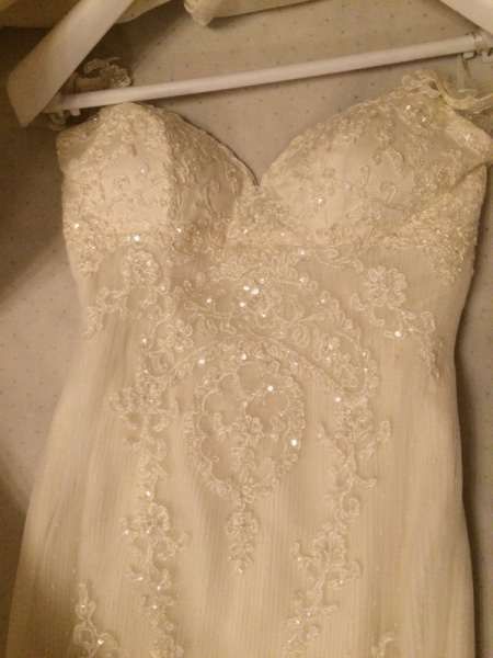 Сватбена рокля испанската фирма Pronovias! Уникат