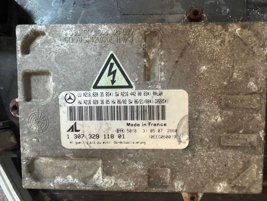 Faruri Mercedes S Class Stanga/Dreapta  W221 BOSCH 0301 216 282 900buc