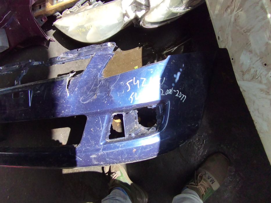 Две предни брони за Suzuki swift 2017