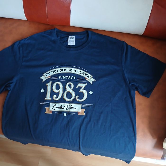 Tricou + șapcă "1983 Limited edition"