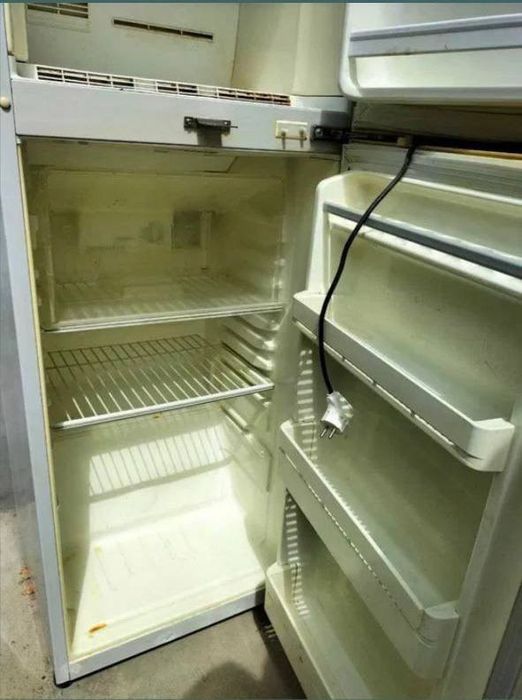Продам Холодильник бу