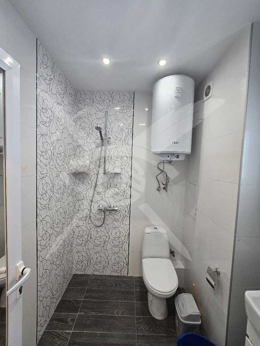 Дава се под наем Двустаен апартамент в София, Студентски град - 90 кв.м за 715 € - Снимка #8