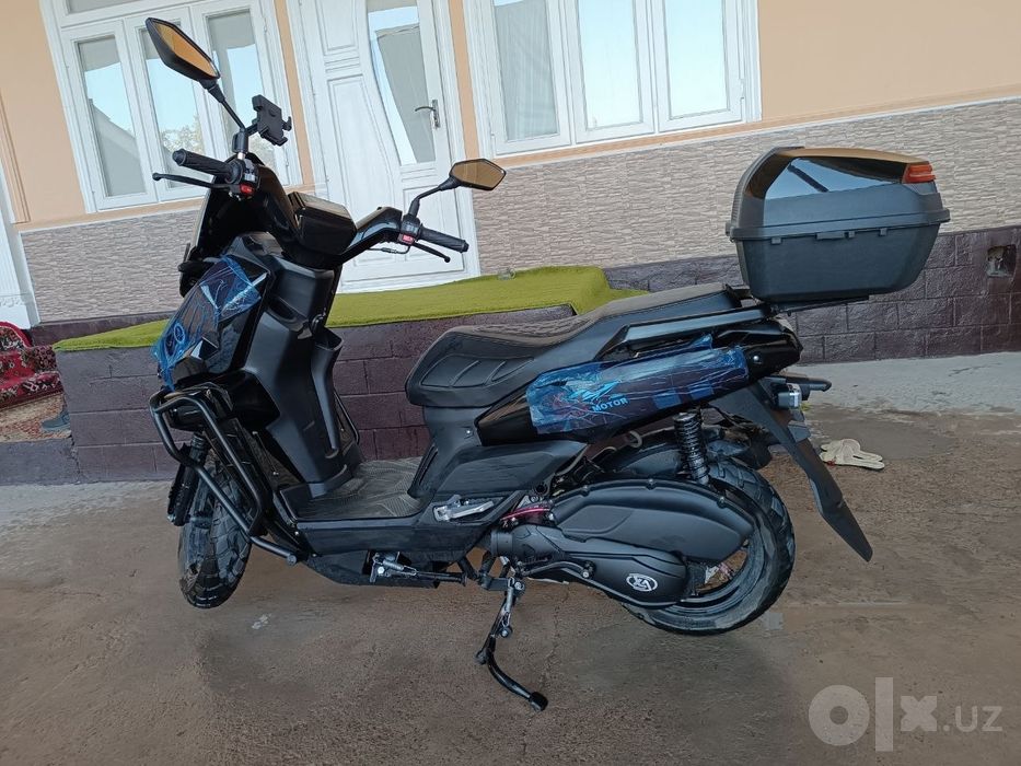 Skuter Tank-3 redline
Madeli Tank-3redlaen
Yurgan masofa 413 km 
Ho