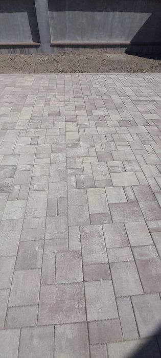 Pavele Borduri Pavatori