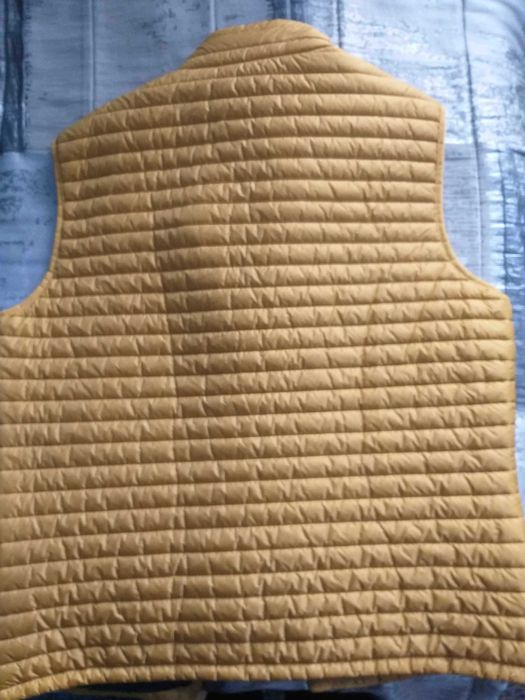 Стилно златисто елече