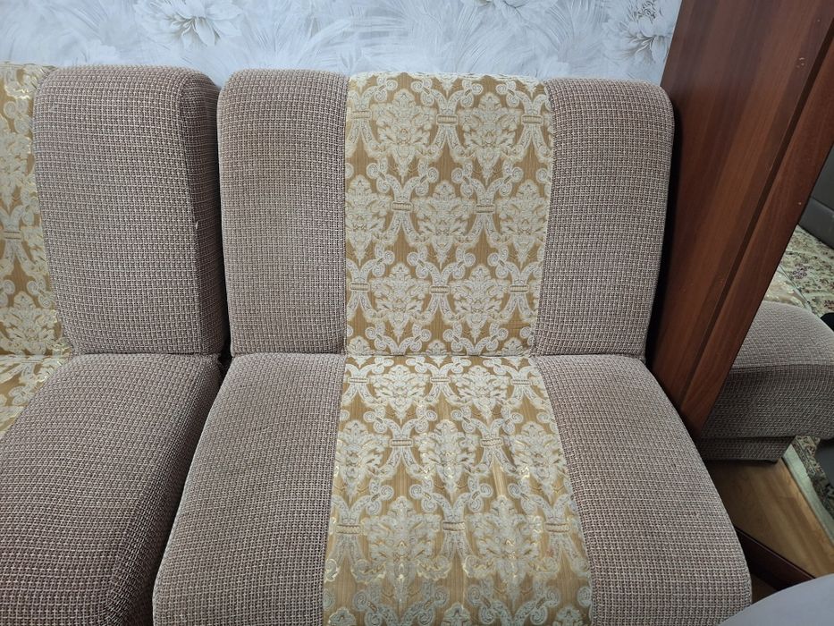 Продам мягкий уголок