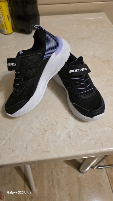 Skechers fete masura 28