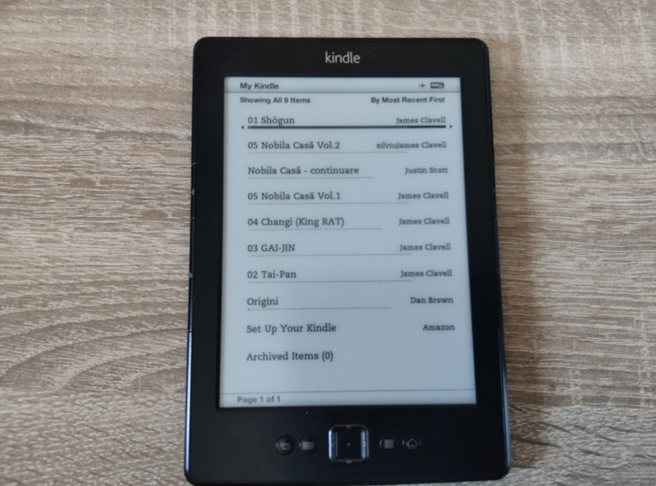 Ebook reader Amazon Kindle generatia 5 ( non paperwhite) taste /WiFi