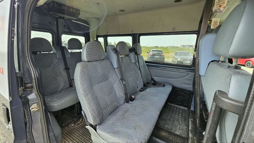 Ford Transit 2.2 8+1