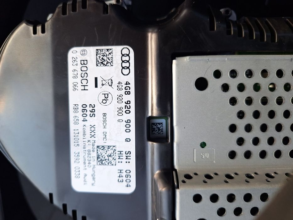 Ceasur bord Audi A6 C7 în km 4G8 920 900 Q