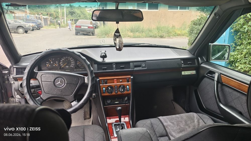 Мерседес w124E 3.2