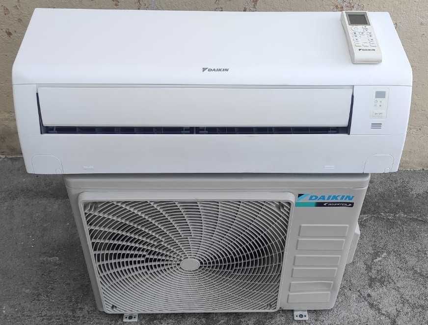 Инверторен климатик Daikin Sensira 12000 BTU R32