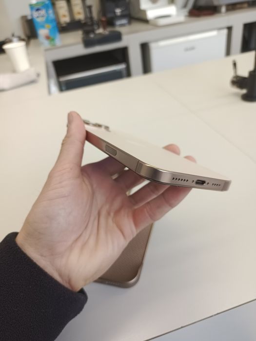 16про Макс 256г Нал или обмен