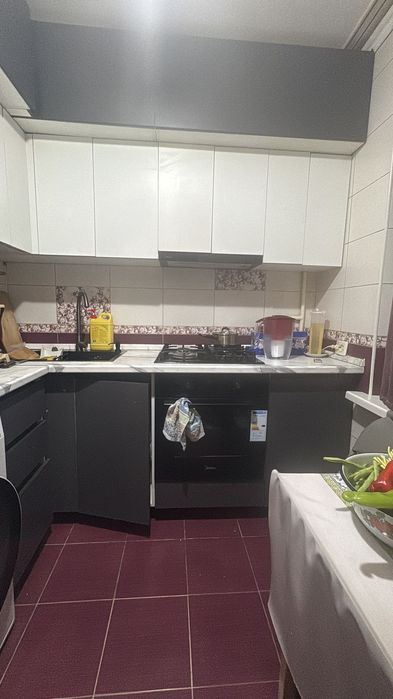 Продам кухню 6 квадратов