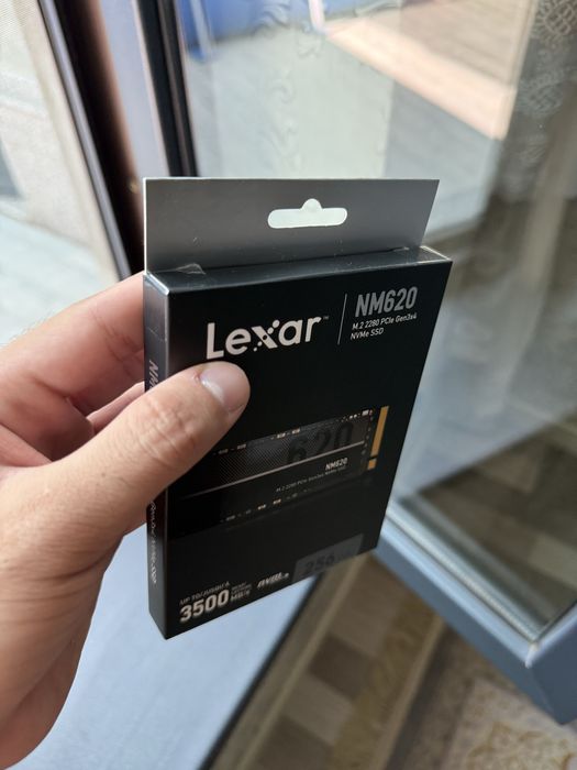 Lexar nm620 256GB новый SSD NVME